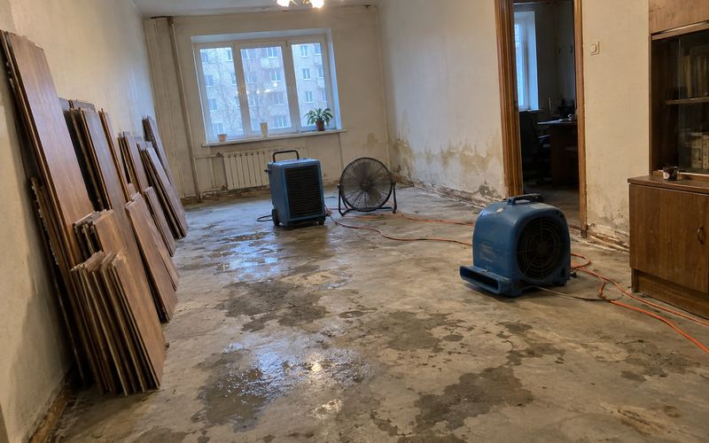 Telpu apstrāde pēc applūšanas